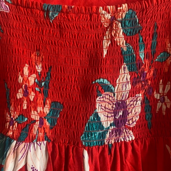 Old Navy Hawaiian Print Floral Dress - Picture 5 of 7